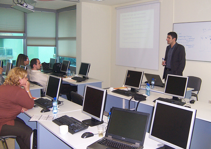 BASICS OF BUSINESS INTELIGENCE (Business Analysis and Reporting)